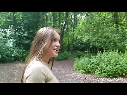 ❤️ Би Эвелина руу олон нийтийн газар овоолохыг санал болгосон! Тэр тийм гэж хэлсэн. Дараа нь би түүний өгзөг, аманд нь булцууг нь илбэв. Дараа нь тэр өөрөө уурлав. Порно видео манайд ❌️❤